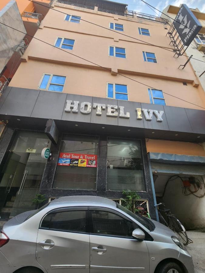 Hotel Ivy Plaza Luxury New Delhi Extérieur photo