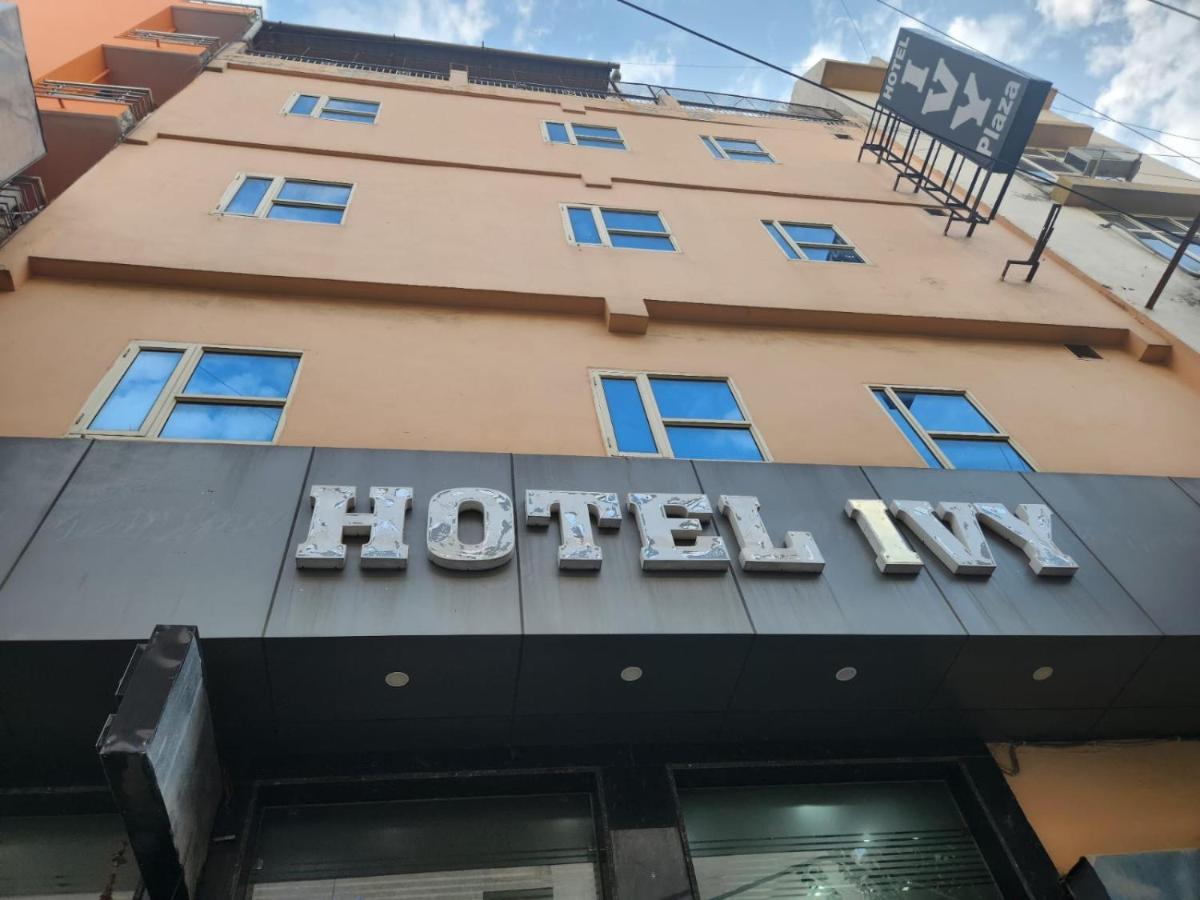 Hotel Ivy Plaza Luxury New Delhi Extérieur photo